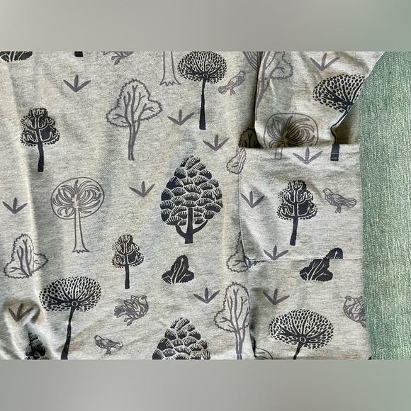 Amato Rizzi Relaxed Fit Whimsical Nature Print Sweatshirt 3/4 sleeves Size 0-10 - Picture 7 of 9